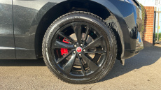 Jaguar F-Pace 2.0 D200 R-Dynamic Black 5dr Auto AWD Diesel Estate